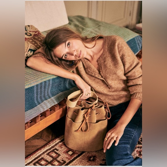 NWOT Sezane Leon Jumper in Camel color - Picture 4 of 5